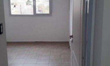Venta Depto céntrico 2 dorm. c/ cochera, Neuquén