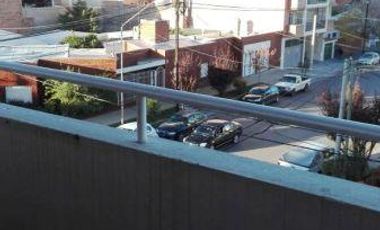 Venta Depto céntrico 2 dorm. c/ cochera, Neuquén