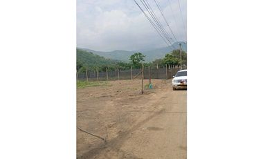 SE VENDE LOTE EN YUMBO TP 8268428