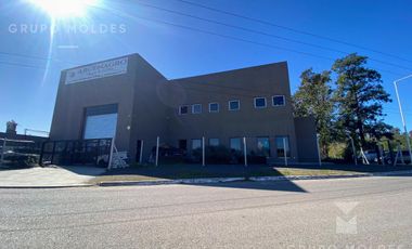 Galpón industrial, Local y Oficinas - Lujan