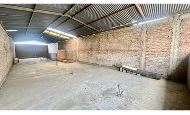 Casa bifamiliar de dos pisos más terraza en venta Barrio Santa Bárbara