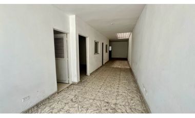 Casa bifamiliar de dos pisos más terraza en venta Barrio Santa Bárbara