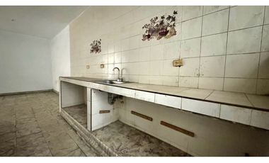 Casa bifamiliar de dos pisos más terraza en venta Barrio Santa Bárbara