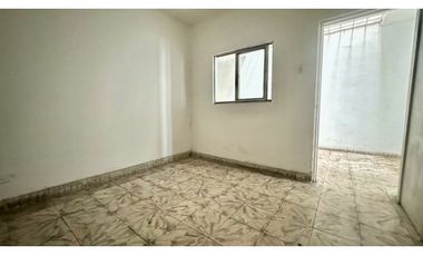 Casa bifamiliar de dos pisos más terraza en venta Barrio Santa Bárbara