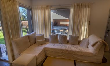 VENTA CASA 3 DORMITORIOS EN BARRIO CERRADO LOS PASOS - FISHERTON