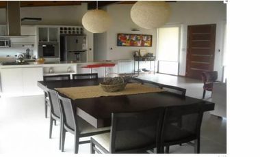 Costa Esmeralda - Casa en venta en barrio Golf 1
