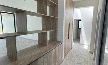 Casa en venta - 3 Dormitorios 4 Baños - Cocheras - 216,50Mts2 - El Naudir, Escobar