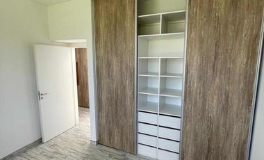 Casa en venta - 3 Dormitorios 4 Baños - Cocheras - 216,50Mts2 - El Naudir, Escobar