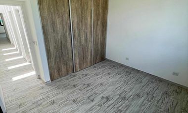 Casa en venta - 3 Dormitorios 4 Baños - Cocheras - 216,50Mts2 - El Naudir, Escobar