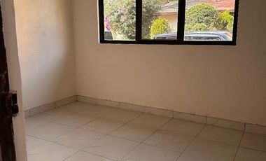 VENDO CASA EN LAGO DE GUADALUPE $4,100,000
