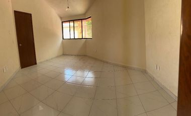 VENDO CASA EN LAGO DE GUADALUPE $4,100,000