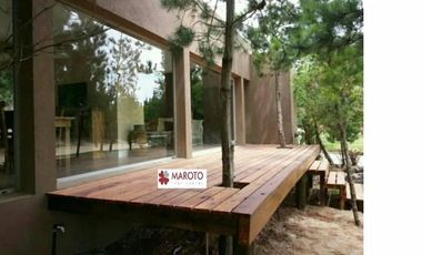 Costa Esmeralda - Casa en venta en barrio Senderos 1