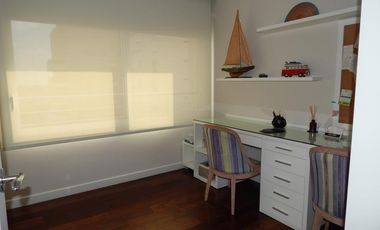 Departamento 4 ambientes con 2 cocheras de 120 m2 totales en Lomas de Zamora Oeste