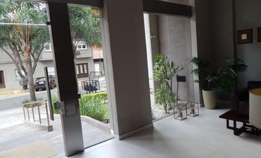 Departamento 4 ambientes con 2 cocheras de 120 m2 totales en Lomas de Zamora Oeste