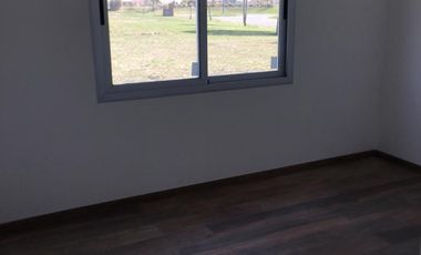 Casa en  Venta Puertos del Lago Barrio Vistas