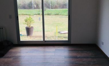 Casa en  Venta Puertos del Lago Barrio Vistas