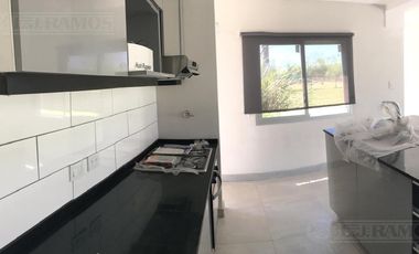 Casa en  Venta Puertos del Lago Barrio Vistas