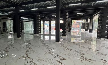 Piso comercial o para oficina en piso 1