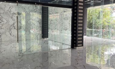 Piso comercial o para oficina en piso 1