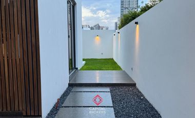 Casa de Lujo en Venta Amueblada en Puerta del Bosque Andares