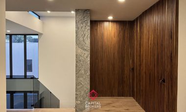 Casa de Lujo en Venta Amueblada en Puerta del Bosque Andares