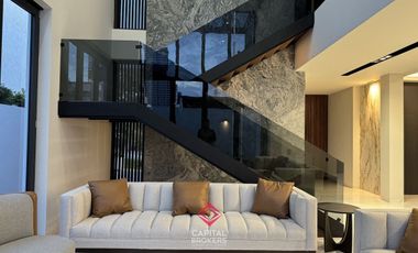 Casa de Lujo en Venta Amueblada en Puerta del Bosque Andares