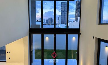 Casa de Lujo en Venta Amueblada en Puerta del Bosque Andares