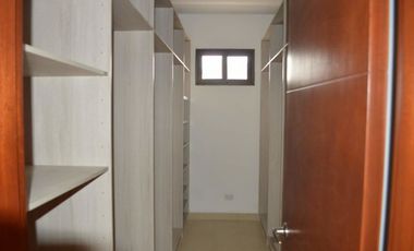 VENTA CASA 4 RECAMARAS COSTA SUR EL DORAL