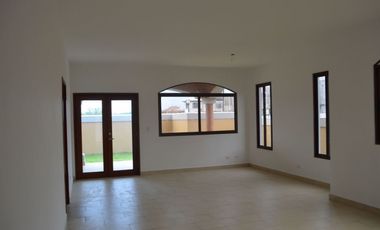 VENTA CASA 4 RECAMARAS COSTA SUR EL DORAL