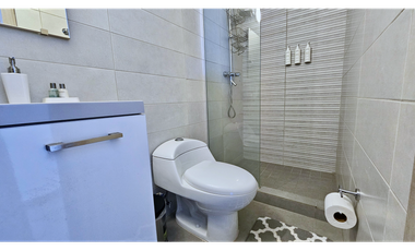 SE ALQUILA APARTAMENTO EN BELLA VISTA