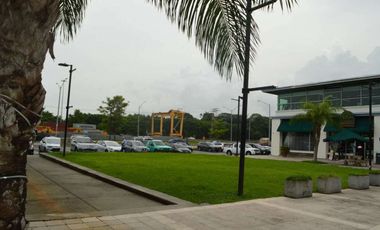 LOCAL COMERCIAL EN ALBROOK MALL PERFECTO PARA RESTAURANTE 235mts