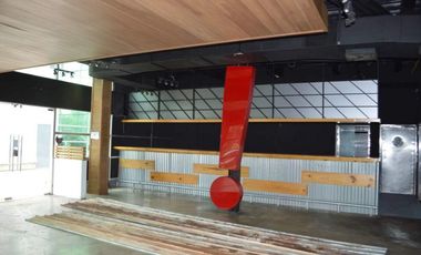 LOCAL COMERCIAL EN ALBROOK MALL PERFECTO PARA RESTAURANTE 235mts