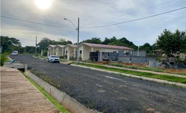 Se vende casas nuevas en  Villa River, Villa de Los Santos