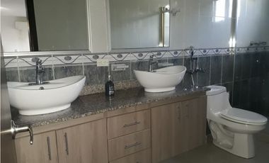 VENTA CASA EN RESIDENCIAL EL DORAL ALTOS DEL BOSQUE KAF