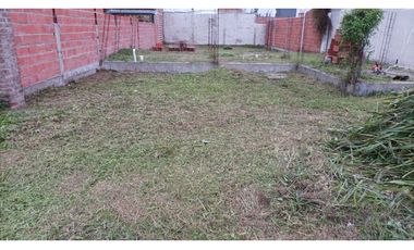 Venta de lote en barrio Solvencia.