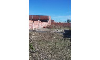 Venta de lote en barrio Solvencia.