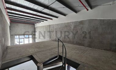 Venta De Local Comercial En Almax Center