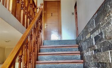 Casa en Venta en Cercana Av Santa Teresa / Tres Carrera / 5D 4B