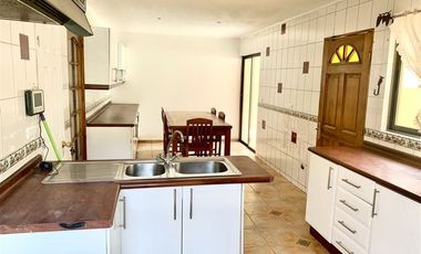 Casa en Venta en Cercana Av Santa Teresa / Tres Carrera / 5D 4B
