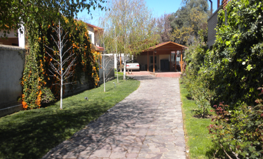 Casa en Venta en Cercana Av Santa Teresa / Tres Carrera / 5D 4B