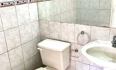 Departamento en Venta en Departamento 2 Dormitorios, Cerca Metro, Centros Comerciales