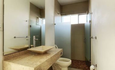 Casa en Venta en el Fraccionamiento Tirio, Barrio de Yerbabuena, Guanajuato