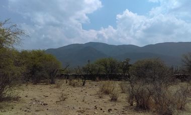 TERRENO  EN VENTA  EN TEQUISQUIAPAN, QUERÉTARO.