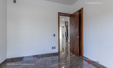 CASA DE LUJO NUEVA EN VENTA RESERVA REAL