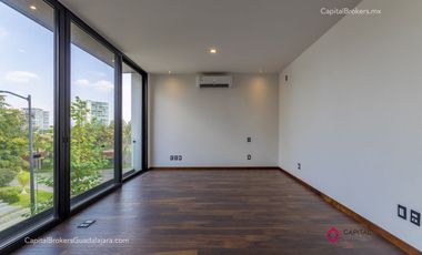 CASA DE LUJO NUEVA EN VENTA RESERVA REAL