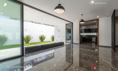CASA DE LUJO NUEVA EN VENTA RESERVA REAL