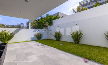 CASA DE LUJO NUEVA EN VENTA RESERVA REAL