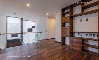 CASA DE LUJO NUEVA EN VENTA RESERVA REAL