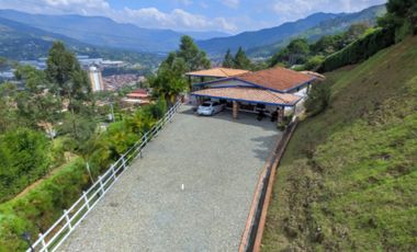 FINCA EN PARCELACION COPACABANA ANTIOQUIA