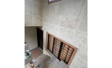 Venta Casa en Manrique las Esmeraldas, Medellín Antioquia.